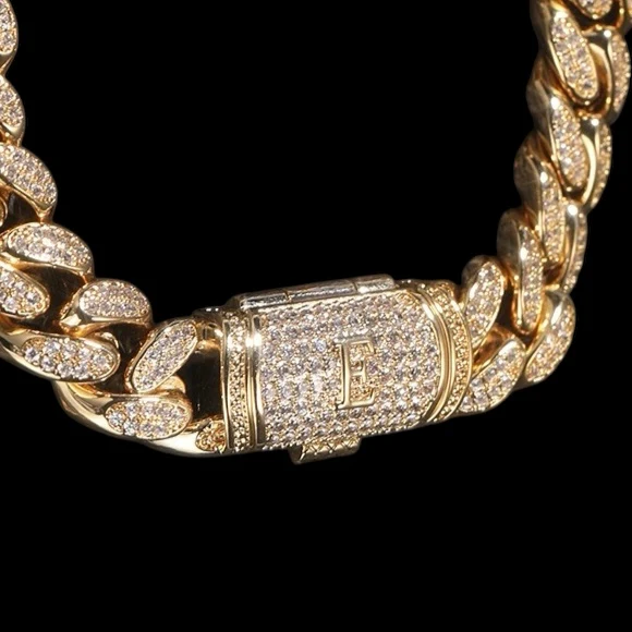 12mm Iced Miami Cuban Chain — Signature - Image 6