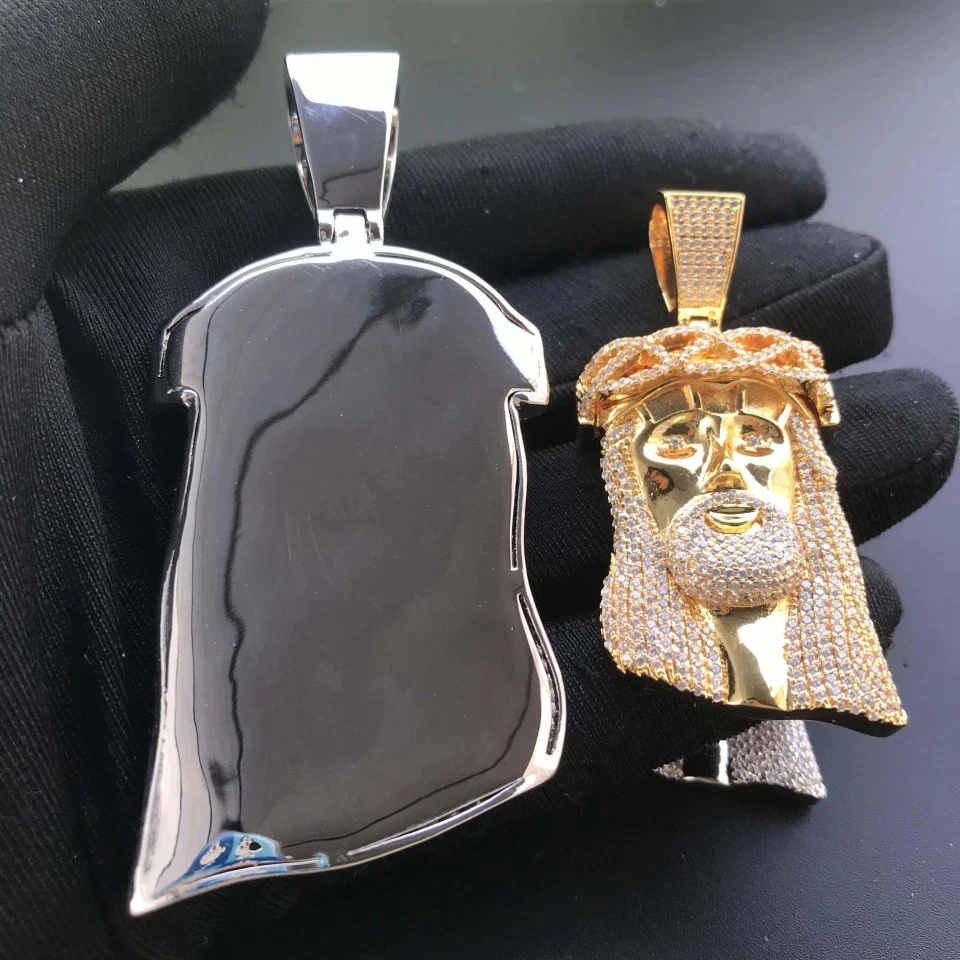 Jesus Pendant + Cuban Chain - Image 4