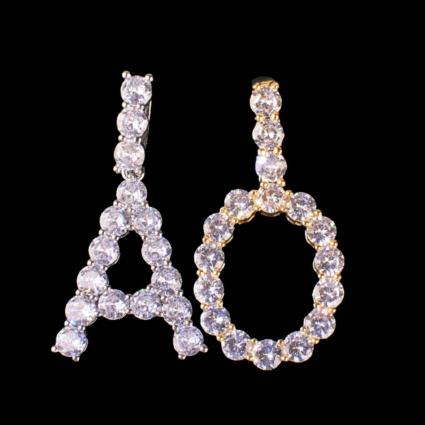 Diamond Letter pendant - Image 3